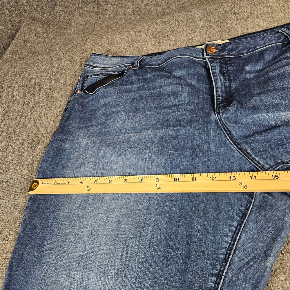 Catherines Est 1946 Denim Blue Cropped Jeans Plus Size 26W Contemporary Capri - Picture 3 of 9